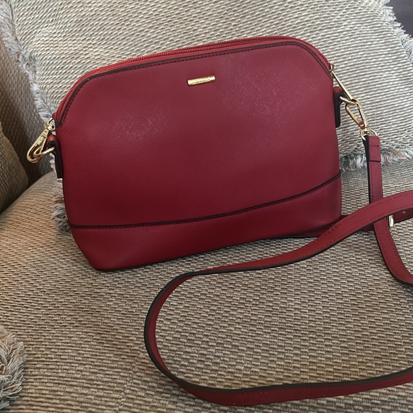 EUC 3Piece tote / crossbody / clutch - Picture 2 of 5